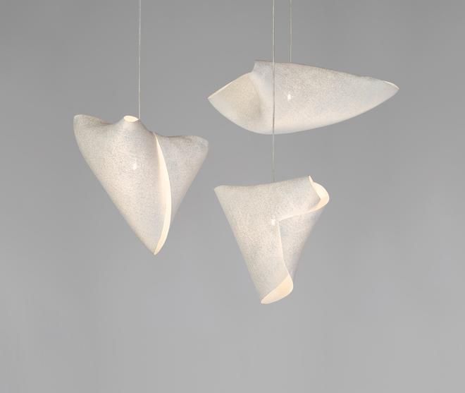Iluminación: Ballet Chandelier de Arturo Álvarez