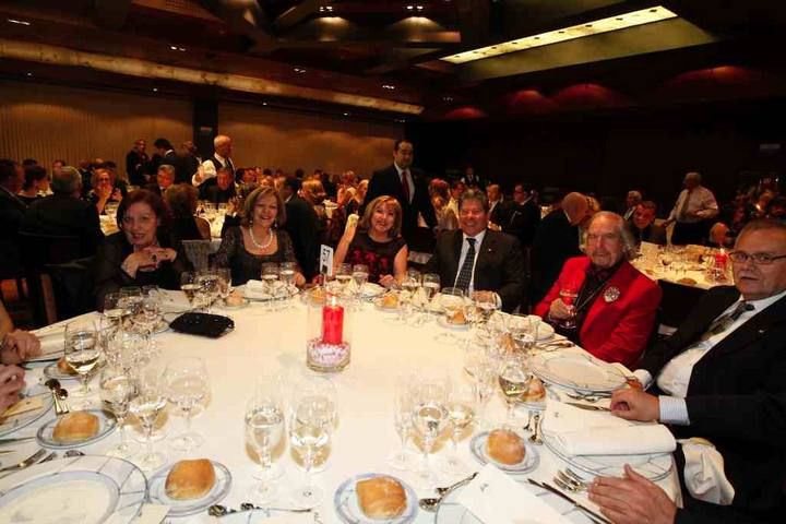 Cena sardinera en el Nelva