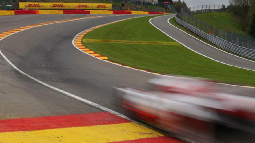 El Toyota Gazoo afronta la espectacular Eau Rouge