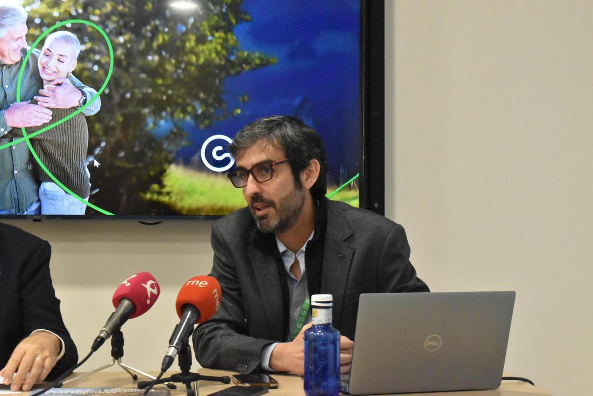 Ignacio Lucero, gerente de la Asociación Española Contra el Cáncer en Cáceres.