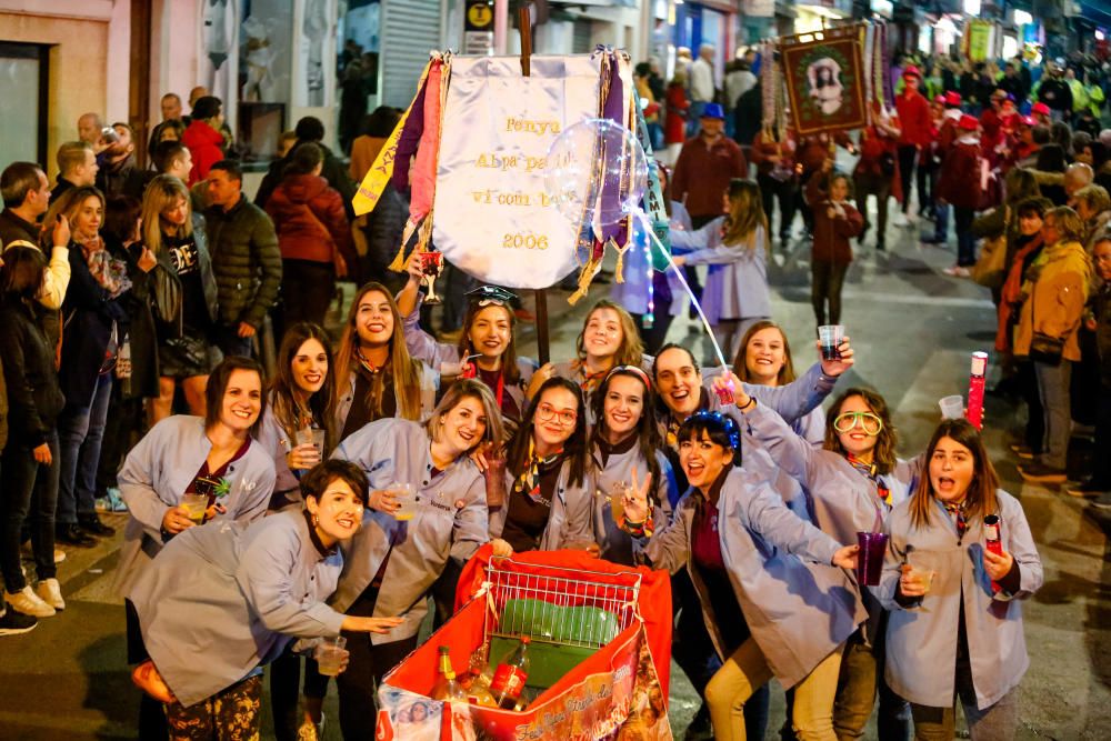 Las mejores imágenes de la Entrada de «Penyes» de Benidorm