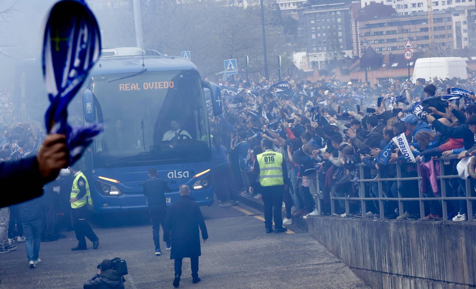 En imágenes: así fue el 98º aniversario del Real Oviedo en la previa del Tartiere