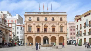 Ayuntamiento de Castelló: "No sé si es un pleno o un concierto de Chayanne"