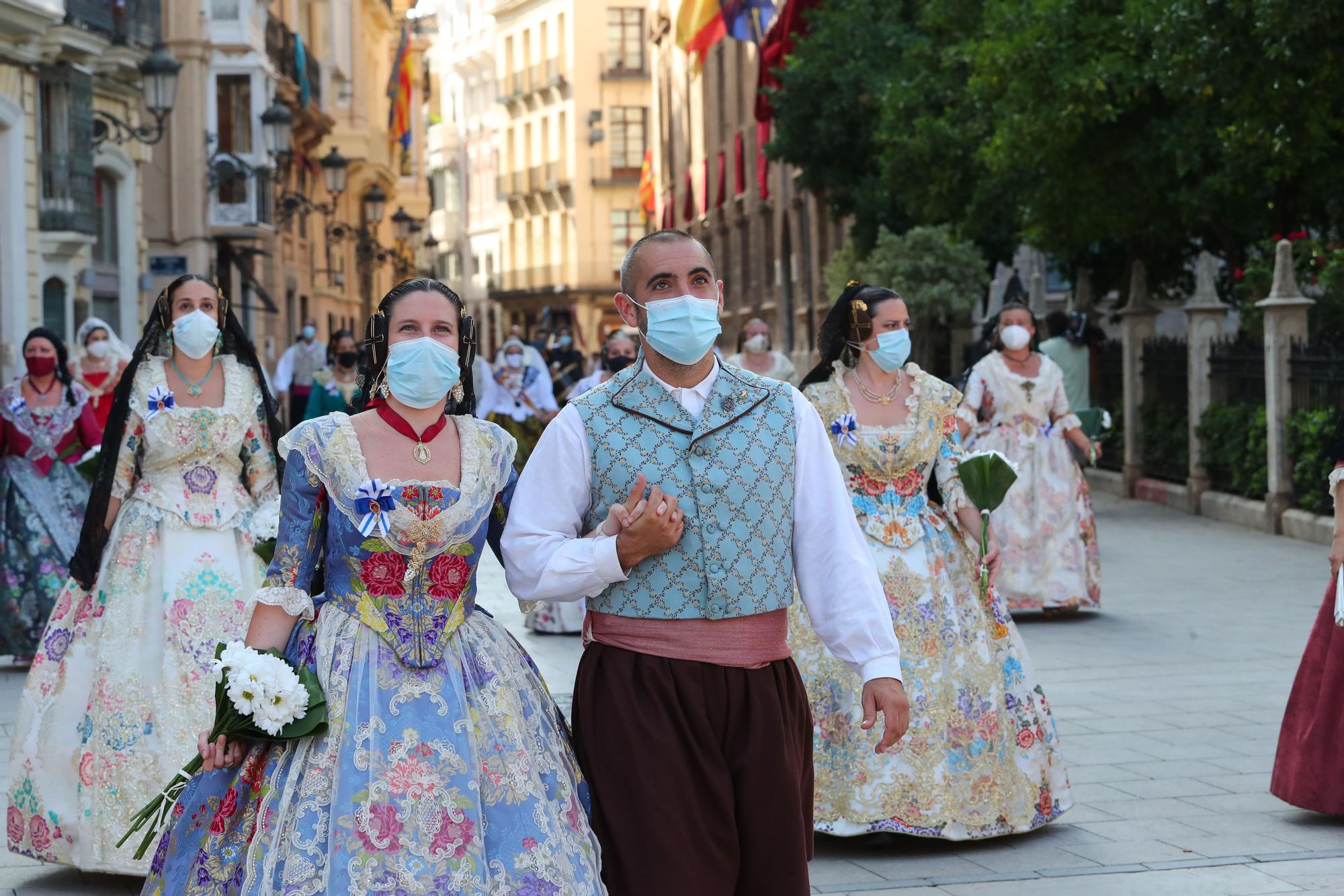 Búscate en la ofrenda por la calle caballeros de las 17:00 a las 18:00