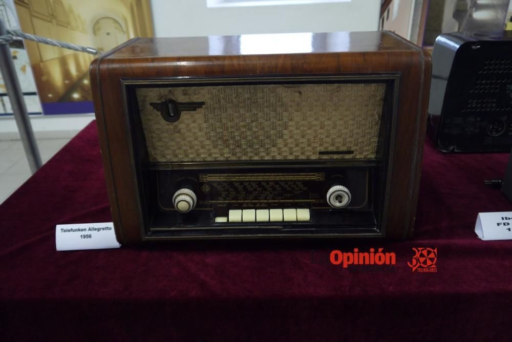 Exposición de radios antiguas en Cieza - La Opinión de Murcia