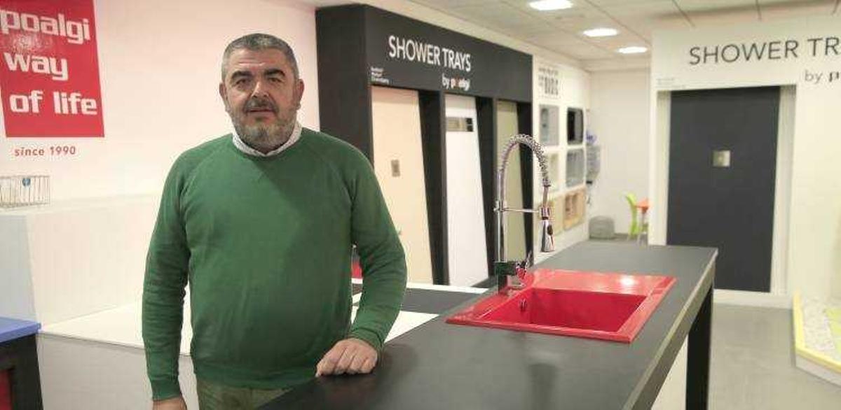 Cocinas y baños valencianos en las casas de medio mundo
