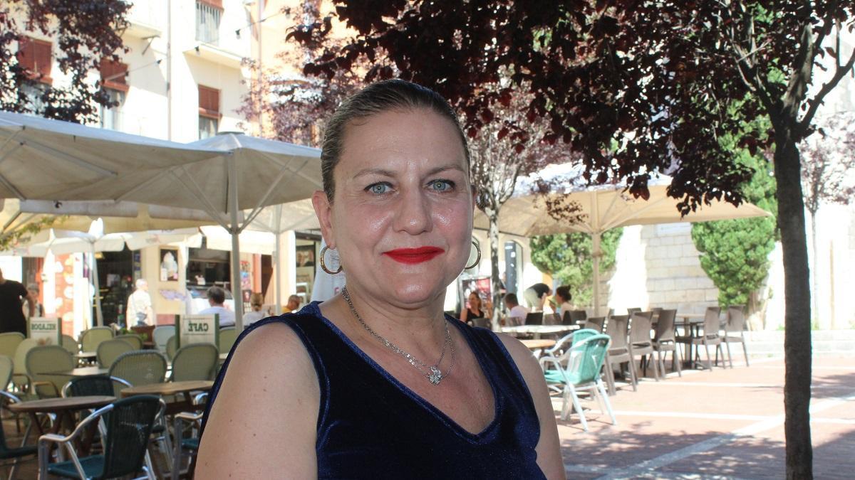 Àngela Domènech, aquest dijous, a la plaça de l'Església de Figueres
