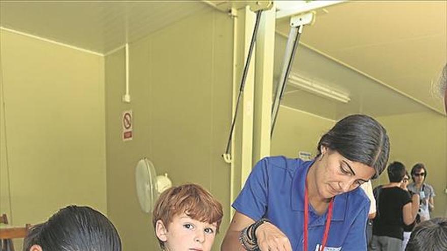 Los talleres y juegos para los niños continúan en el parque de Castelar