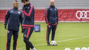 tecnicomadrid33673058 al01 m nich  alemania  26 04 2016   el entrenador