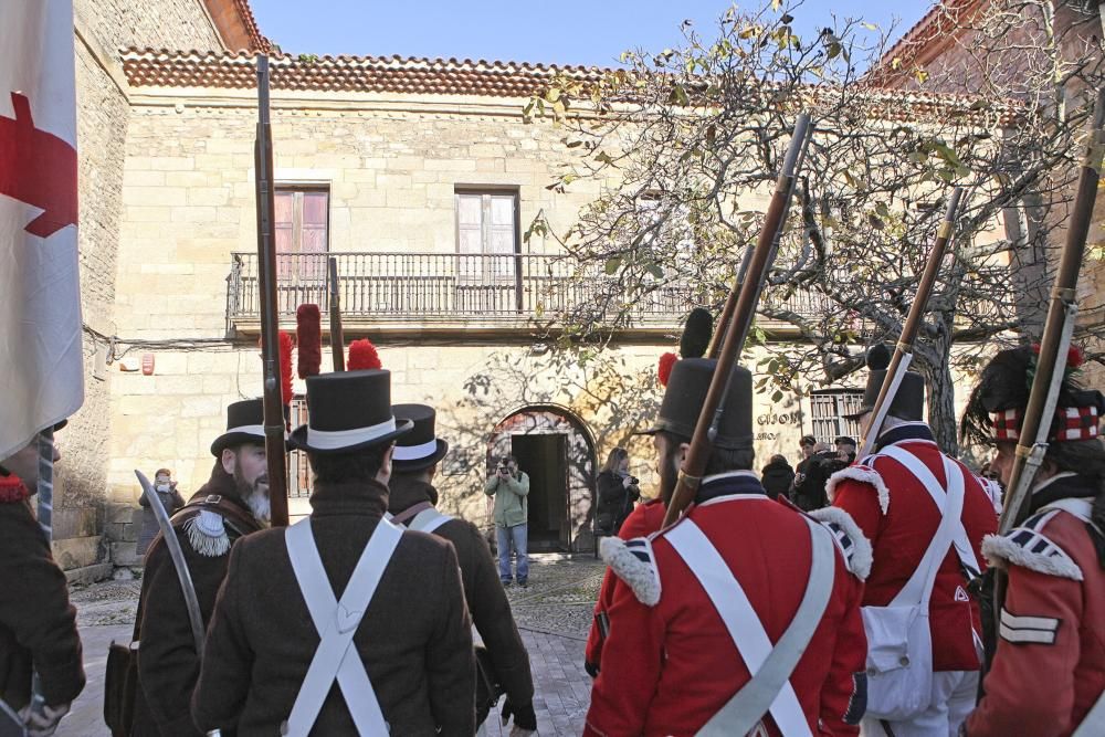 Desembarco histórico en el puerto deportivo de Gij