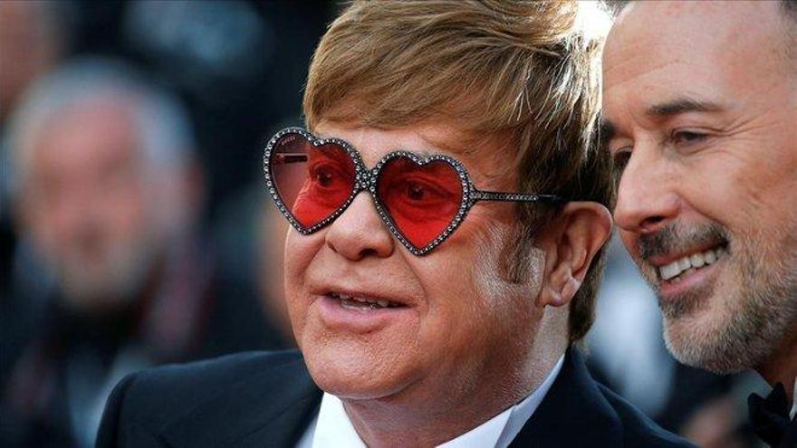 Elton John, de Michael Jackson: &quot;Era un perturbado&quot;