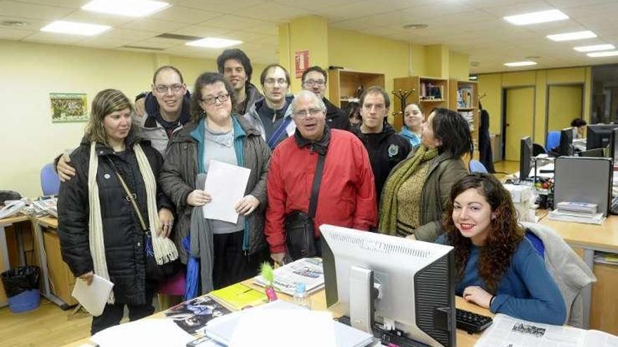 Integrantes de Artefíos, ayer, en la redacción de LA OPINIÓN.