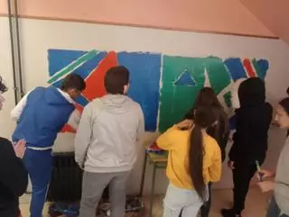 Las paredes del IES Miguel de Molinos de Zaragoza se convierten en un gran lienzo