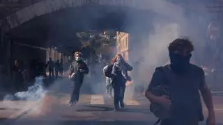 De las aulas a las barricadas: de qué se quejan los estudiantes de Francia y por qué ha prendido la violencia en las calles