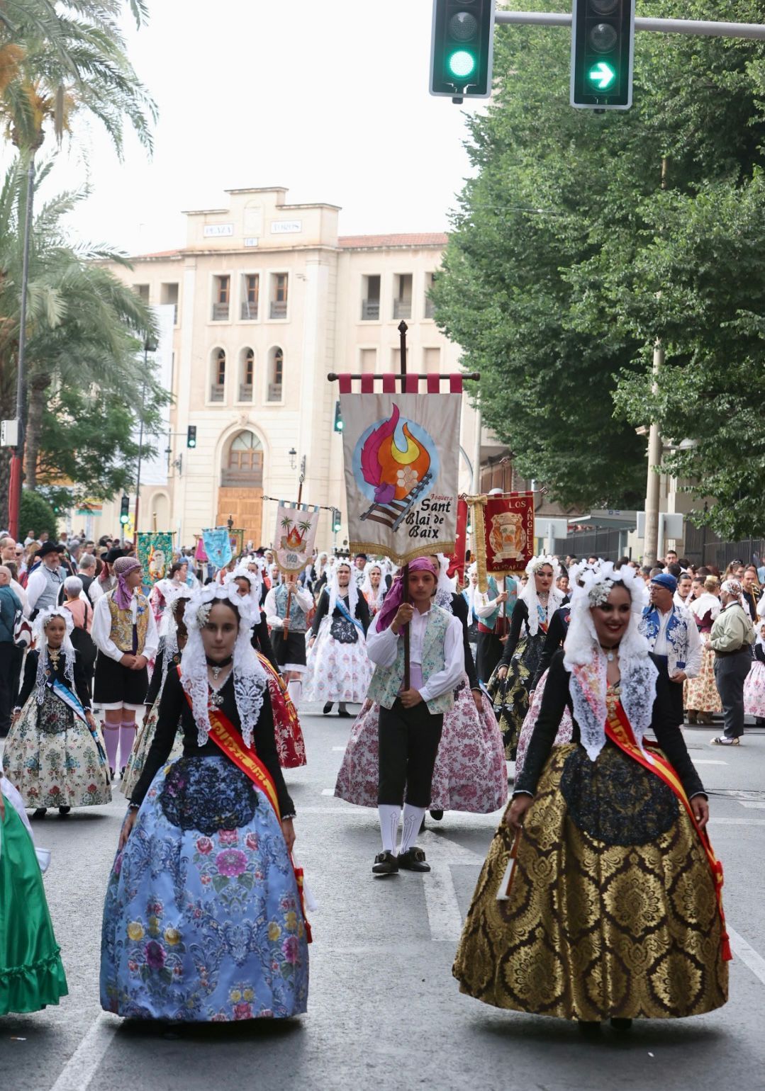 Desfile del pregón de las Hogueras 2022