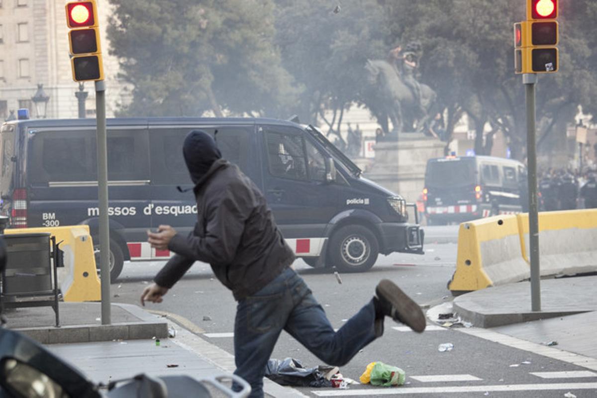 Los incidentes del 29-M, vistos por Miquel Monfort