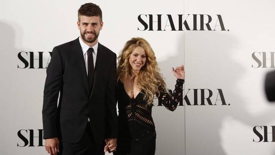 Shakira: &quot;Piqué no me deja hacer videoclips con hombres&quot;