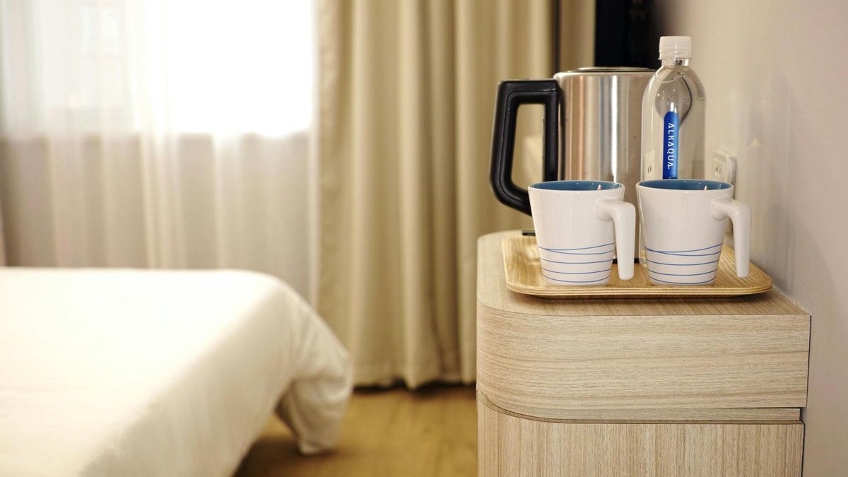 Este verano, cuidado si en el hotel en el que te alojas hacen o escanean una copia de tu DNI: esta es la multa que podría conllevar esta práctica