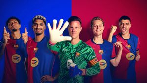 Raphinha, Araujo, Ter Stegen, De Jong y Pedri, los cinco capitanes que eligió la plantilla del Barça para la temporada 24-25.