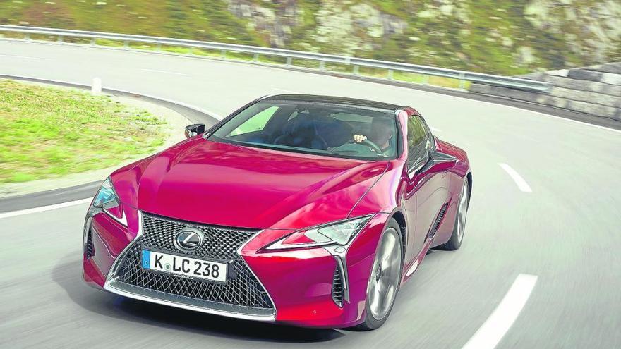 Lexus LC 500 / LC 500h, Luxury Coupé