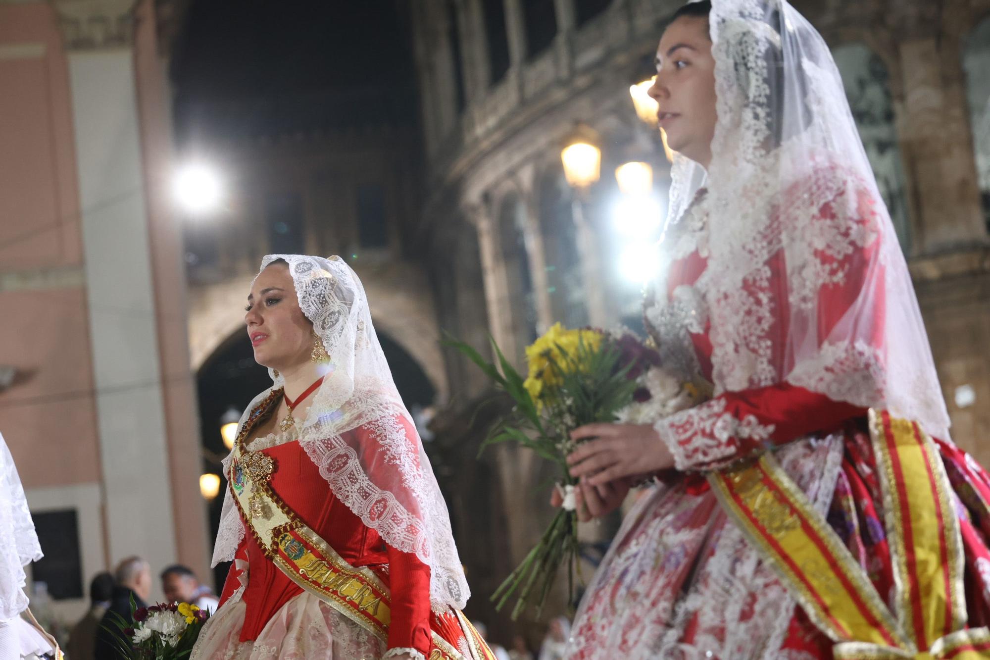 Búscate en el primer día de la Ofrenda en la calle San Vicente entre las 23 y las 24 horas