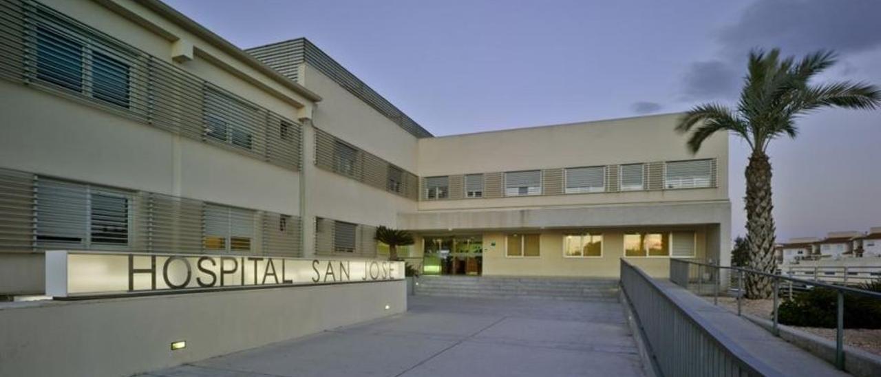 Hospital San José Viamed de Alcantarilla.