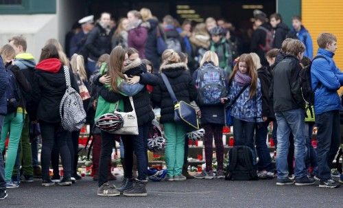 Dolor y consternación en el colegio de los alumnos fallecidos en el accidente de avión