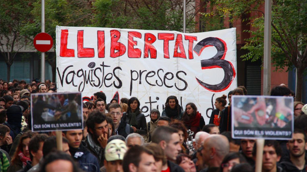 Manifestación para pedir la liberación de los tres detenidos en los disturbios del 29-M, el pasado 22 de abril.