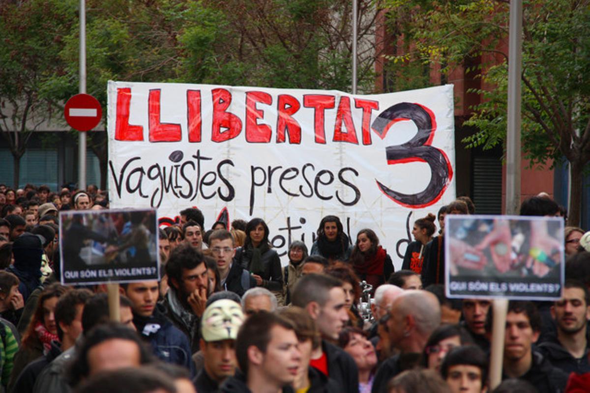 Manifestació per demanar l’alliberament dels tres detinguts en els disturbis del 29-M, el 22 d’abril passat.