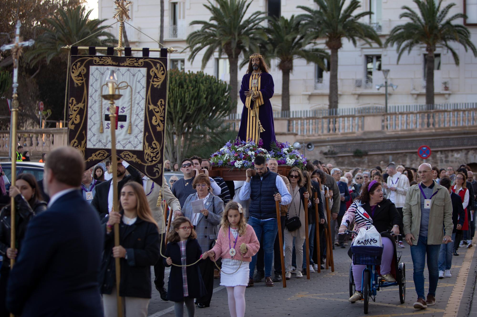 Traslado de los Cristos y Vírgenes de marrajos y californios en Cartagena