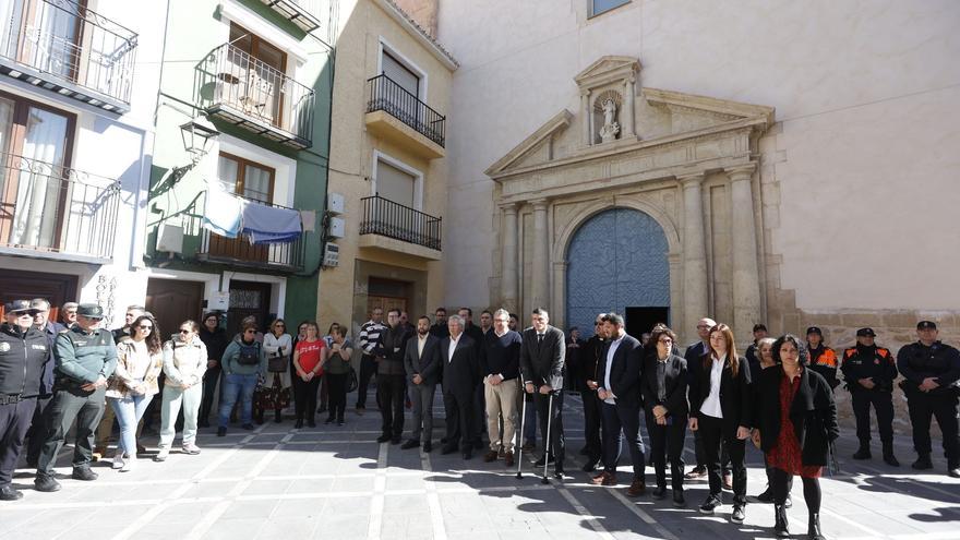 La Vila Joiosa recuerda a las víctimas del incendio