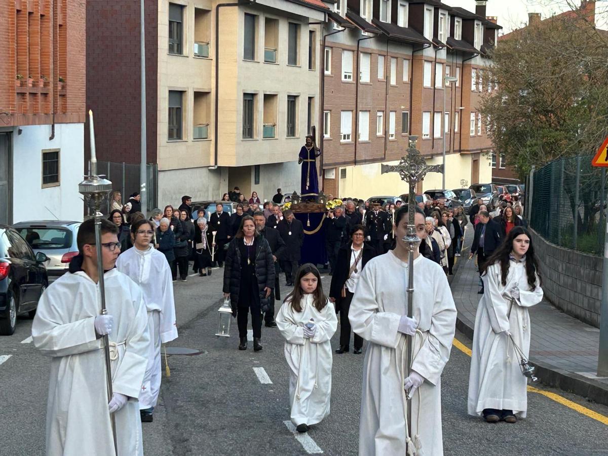EN IMÁGENES: Así fue la primera procesión del Silencio de Salas