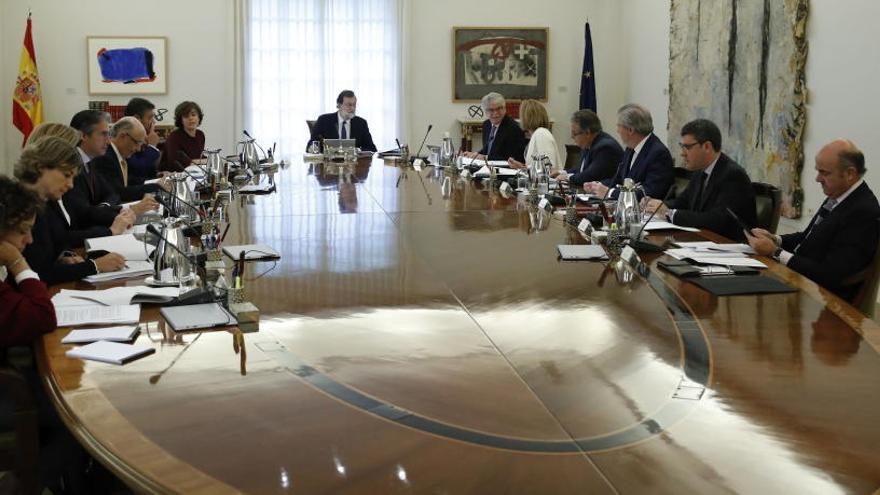 El Consell de Ministres ha acordat les mesures per controlar la Generalitat.