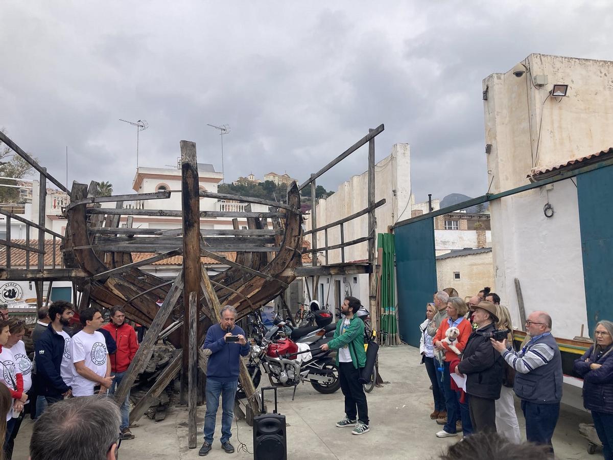 El catedrático de la UMA Matías Mérida leyó el manifiesto de apoyo a Nereo.