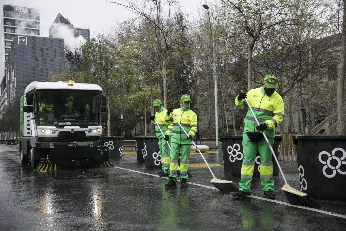 Vaga de neteja a Barcelona: Aquests en són els serveis mínims