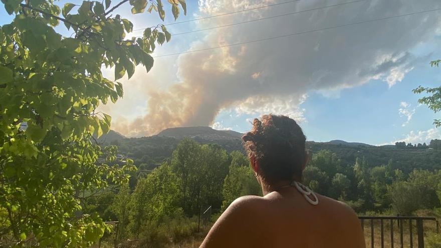 Antiguas bombas de la Guerra Civil explotan en el incendio de Bejís