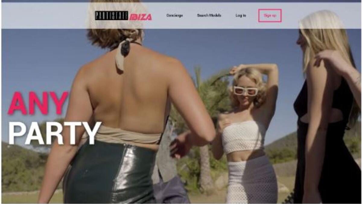 Anuncio de mujeres para animar fiestas en villas y barcos en Ibiza
