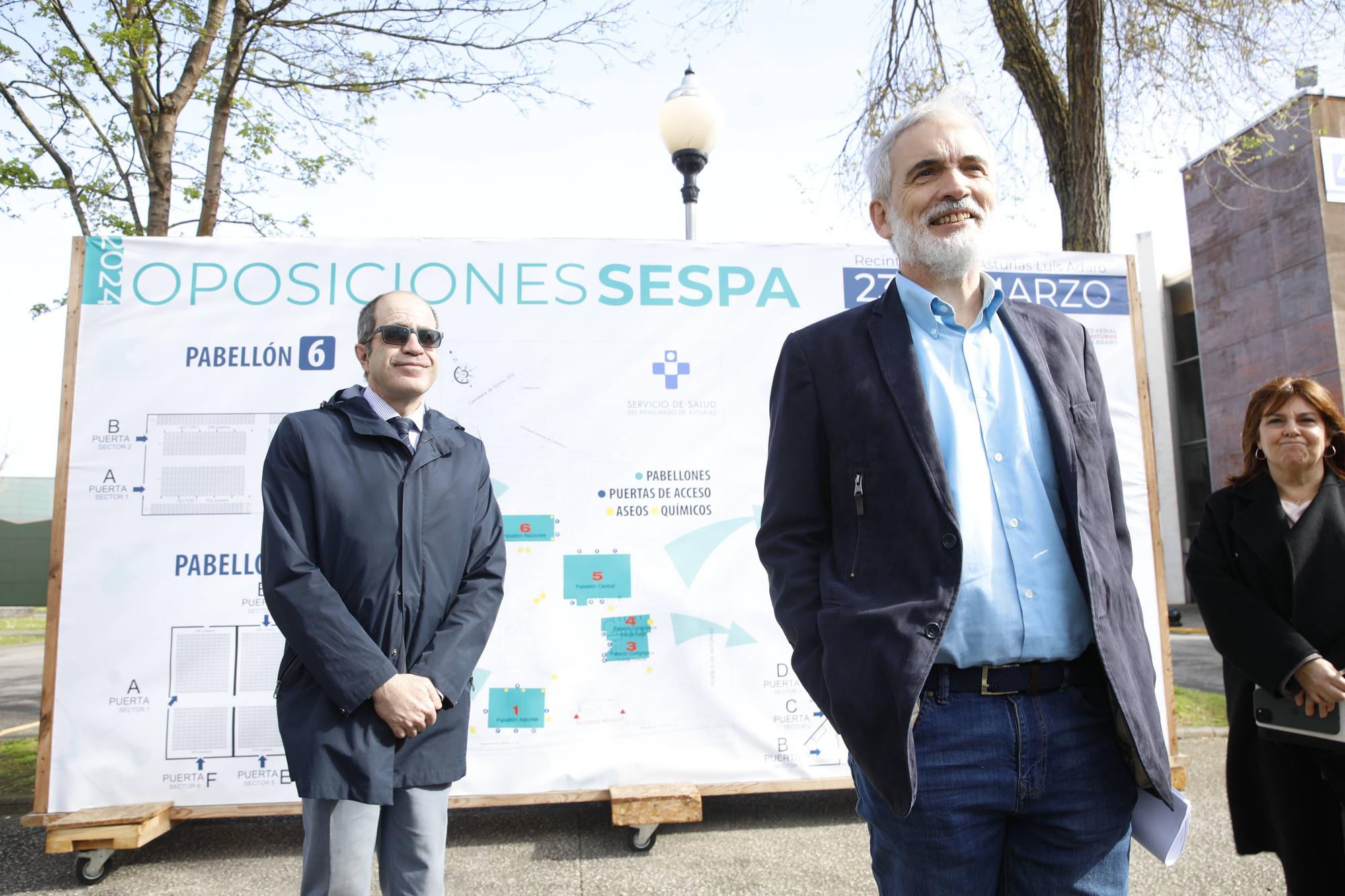 Miles de personas participan en la macrooposición de la sanidad pública asturiana.