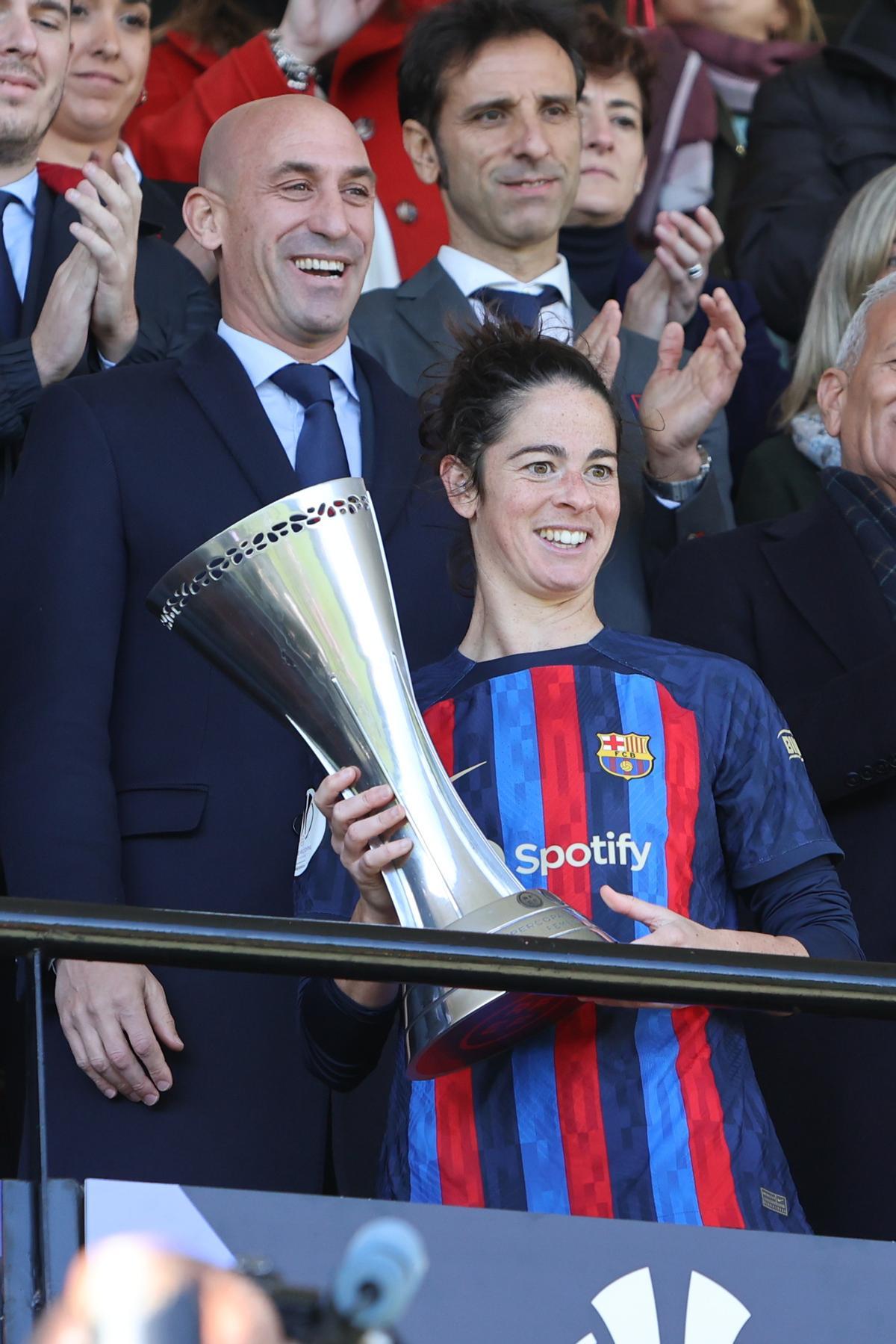 El Barça gana la Supercopa con doblete de Aitana Bonmatí