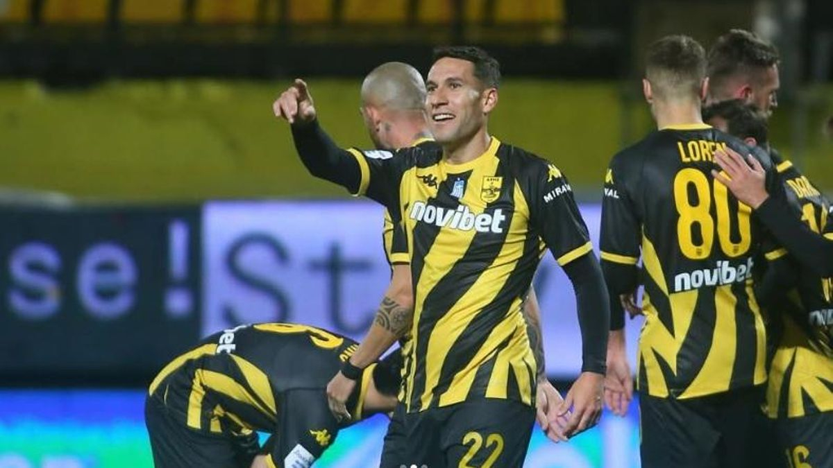 Hugo Mallo, en un partido con el Aris de Salónica.