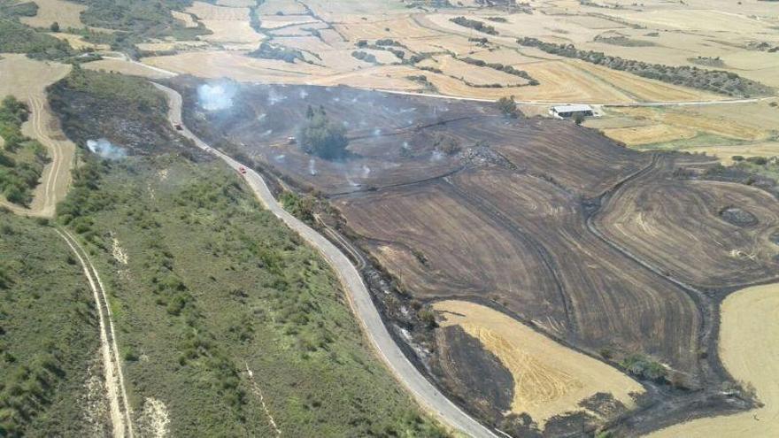 CSIF e IU critican la reducción de  medios contra los incendios