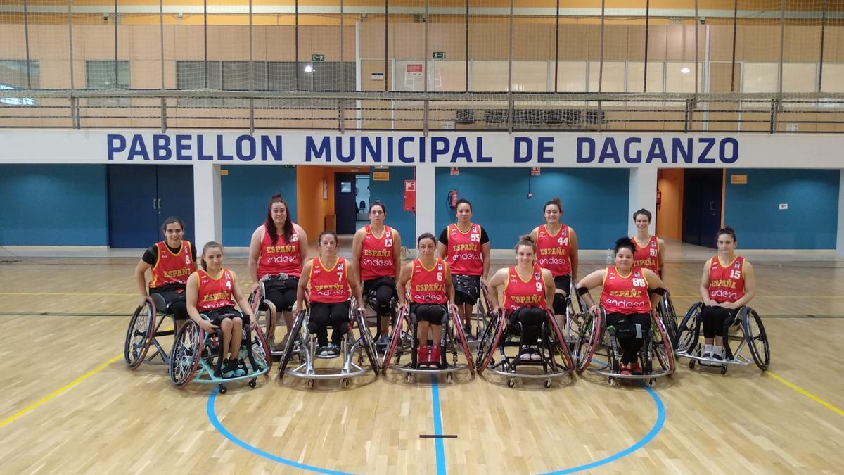 Almudena Montiel y Gabriela Navarro, representantes malagueñas en el baloncesto en silla de ruedas