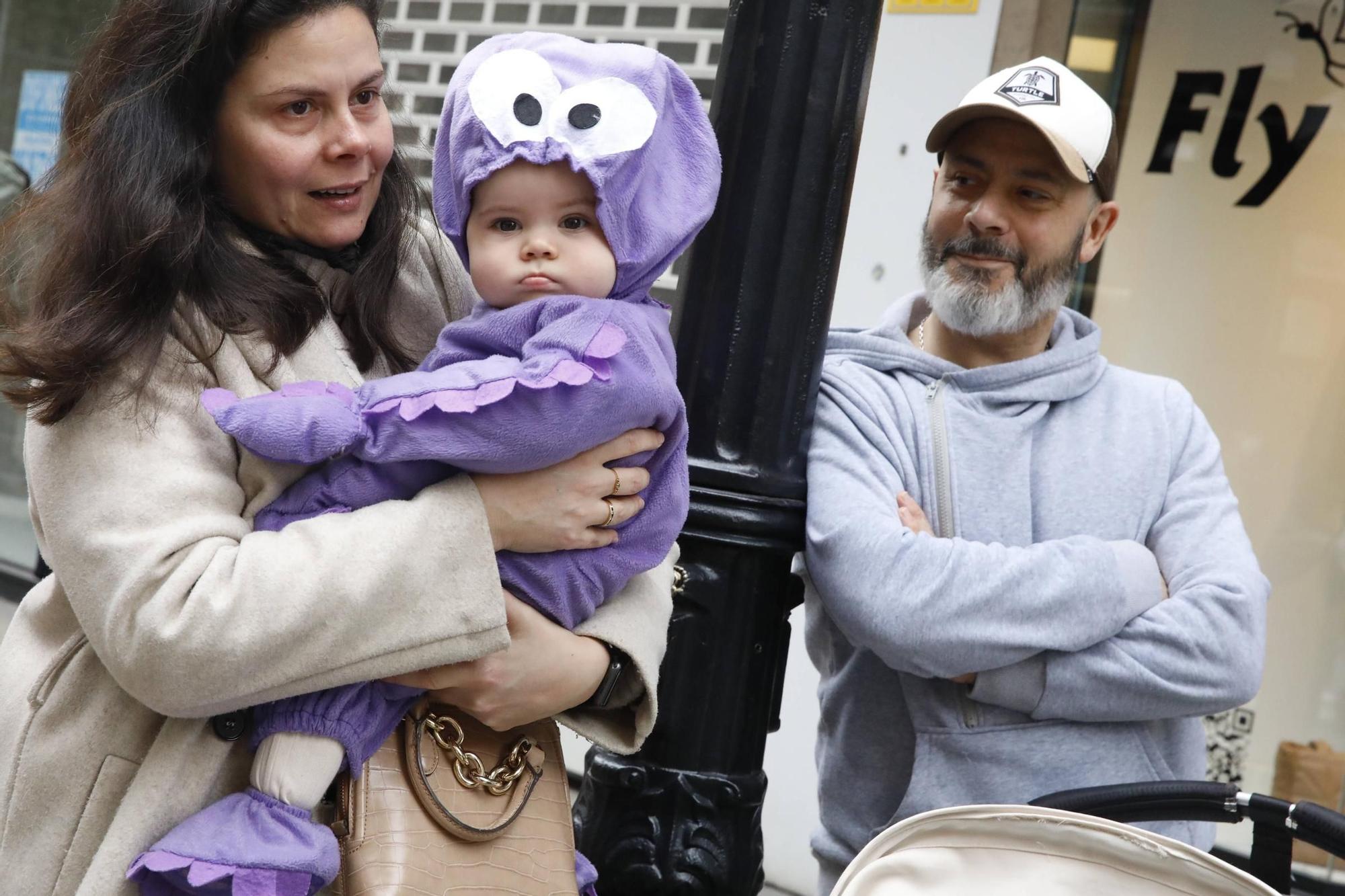 Así han disfrutado pequeños y mayores en el desfile infantil del Antroxu de Gijón (en imágenes)