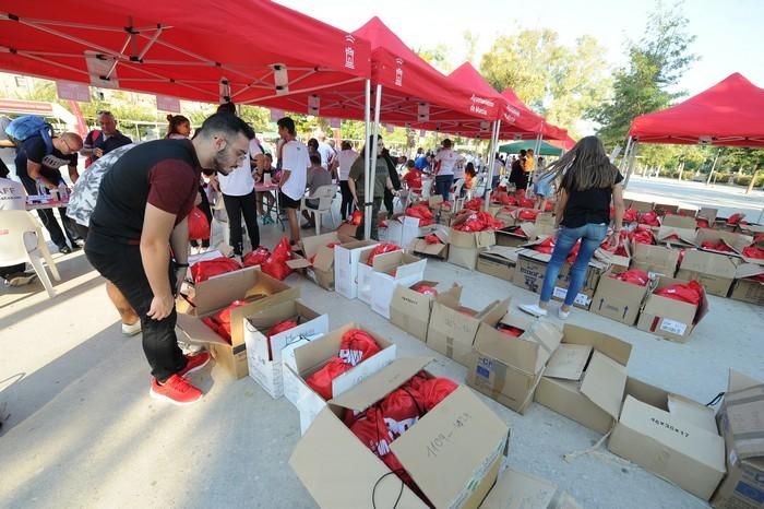 Entrega de dorsales de la 90k Camino de la Cruz