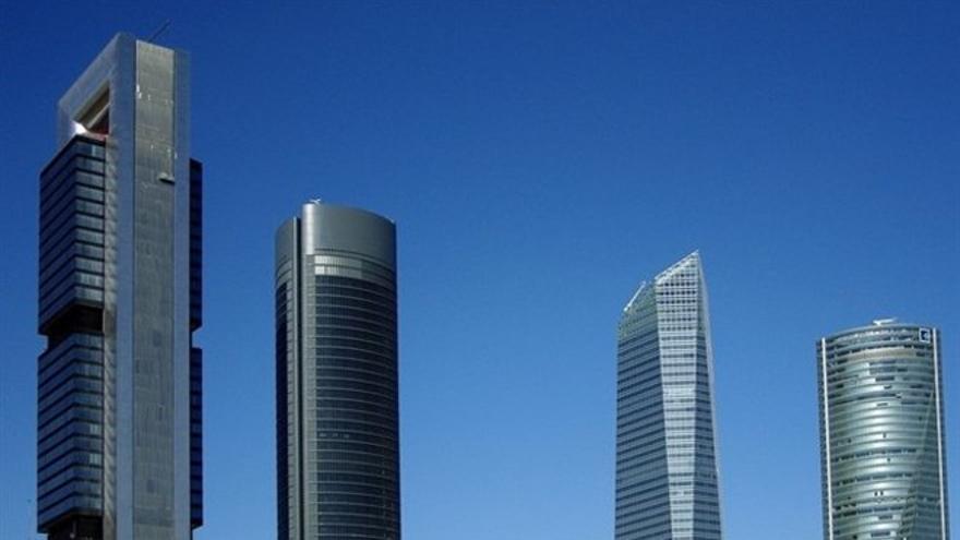 Desalojada una de las Cuatro Torres de Madrid por una falsa amenaza de bomba