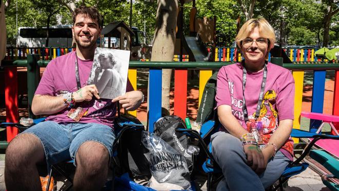 Los fans de Taylor Swift ya toman los alrededores del Bernabéu