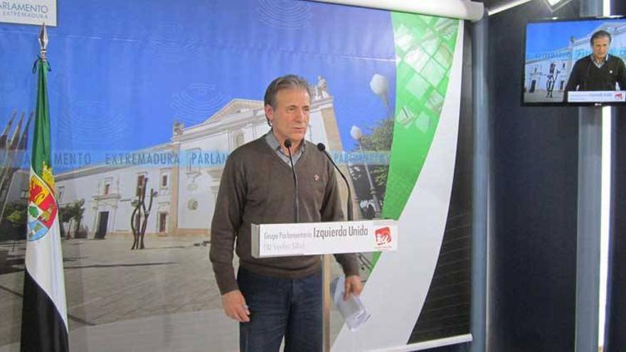 IU Extremadura dice que 2013 ha sido un año de estancamiento y no prevé cambios en 2014