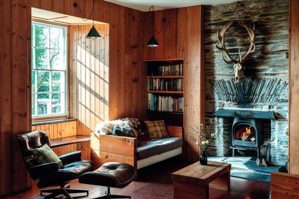 Salón de Ty Fforest, uno de los lugares donde hospedarse en Fforest, en los alrededores de Cilgerran