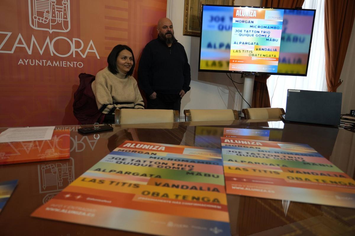 María Eugenia Cabezas – concejala de Cultura Álvaro de Paz – organizador el Festival Aluniza