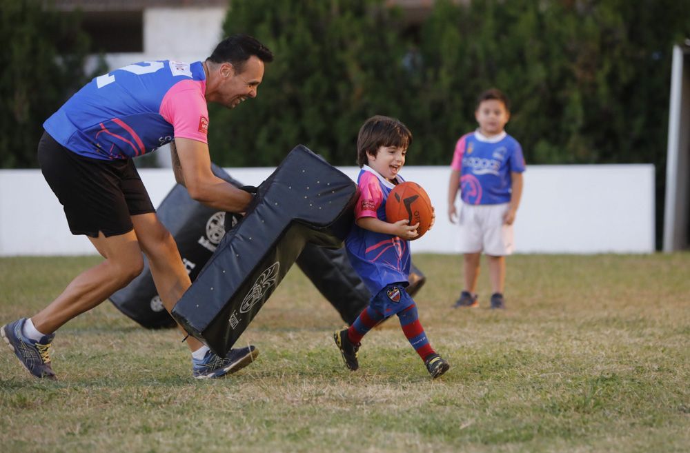 Estreles de Morvedre, un equipo modesto en Baladre, que transmite los valores del rugby, más allá del terreno de juego.